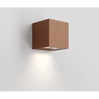 ZAFFERANO Forward Lampada Da Parete A 2 Luci Asimmetrica Per Esterni, Struttura In Alluminio Finitura Corten, Led 3000k, 10.5w, Protezione Ip54, 12x12x12 Cm ZAFFERANO Forward Lampada Da Parete A 2 Luci Asimmetrica Per Esterni, Struttura In Alluminio Finitura Corten, Led 3000k, 10.5w, Protezione Ip54, 12x12x12 Cm