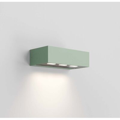 ZAFFERANO Forward Lampada Da Parete Esterna 3 Luci Asimmetrica In Alluminio Colore Salvia, Design Moderno Per Illuminazione Facciate E Percorsi 15,5w 3000k ZAFFERANO Forward Lampada Da Parete Esterna 3 Luci Asimmetrica In Alluminio Colore Salvia, Design Moderno Per Illuminazione Facciate E Percorsi 15,5w 3000k