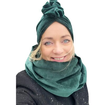 OEM Bellissimo E Caldo Completo Polacco Composto Da Cappello In Velluto Verde Bottiglia E Sciarpa OEM Bellissimo E Caldo Completo Polacco Composto Da Cappello In Velluto Verde Bottiglia E Sciarpa