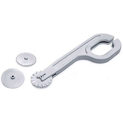 DECORA Wilton Rotella Taglia E Plastica Per Glassa E Fondente DECORA Wilton Rotella Taglia E Plastica Per Glassa E Fondente
