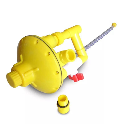 OEM Regolatore Di Pressione Dell'acqua Giallo Per Le Linee Di Alimentazione Idrica Degli Impianti Di Allevamento Avicolo. OEM Regolatore Di Pressione Dell'acqua Giallo Per Le Linee Di Alimentazione Idrica Degli Impianti Di Allevamento Avicolo.