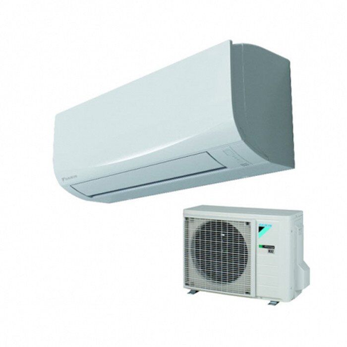 Climatizzatore/Condizionatore Daikin Monosplit Parete  Sensira Inverter 7000 btu FTXF20A/RXF20A