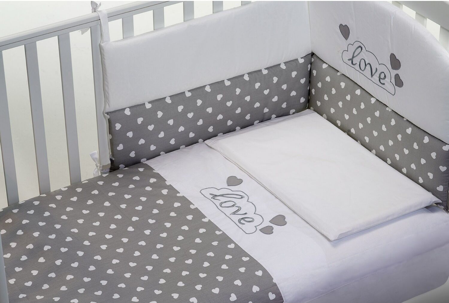 Baby Fashion Completo Piumone Baby Fashion Love 3pz Bianco Grigio Baby Fashion Completo Piumone Baby Fashion Love 3pz Bianco Grigio