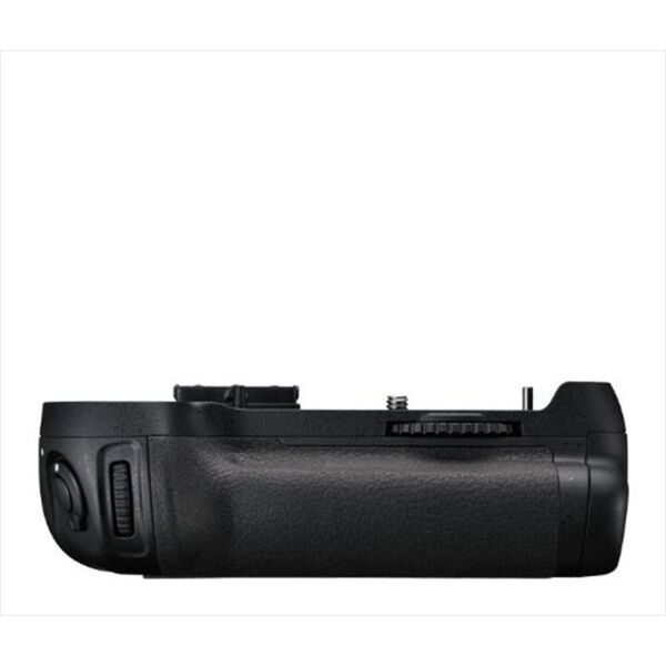 nikon mb-d12 multi power battery pack