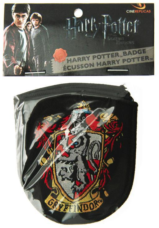 Harry Potter. Toppe con stemmi di Hogwarts Harry Potter. Toppe con stemmi di Hogwarts