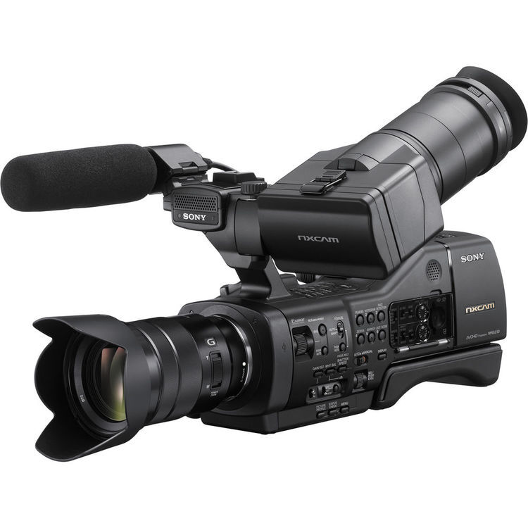 Sony NEX-EA50M - Videocamera Professionale Full-HD + 18-105mm F/4 G PZ OSS - Gar. 2 Anni