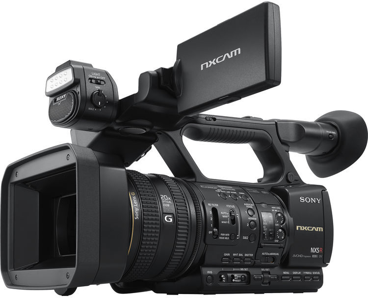 Sony HXR-NX5R - Videocamera Compatta Full-HD Con Flash Led Incorporato - 2 Anni Di Garanzia Sony HXR-NX5R - Videocamera Compatta Full-HD Con Flash Led Incorporato - 2 Anni Di Garanzia