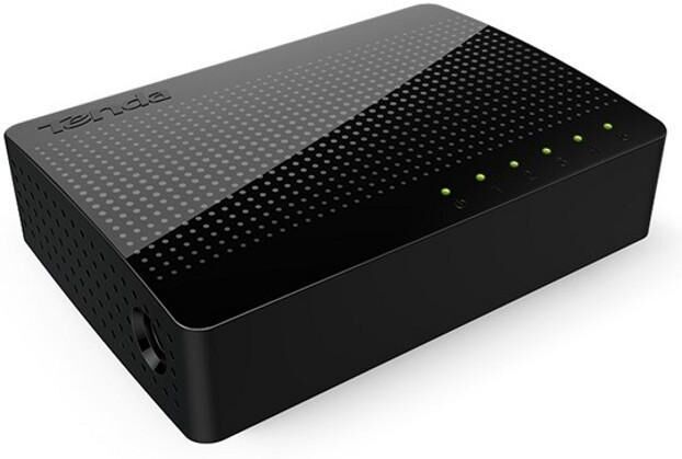 Tenda Switch Gigabit Ethernet 5 Porte Desktop SG105 Tenda Switch Gigabit Ethernet 5 Porte Desktop SG105