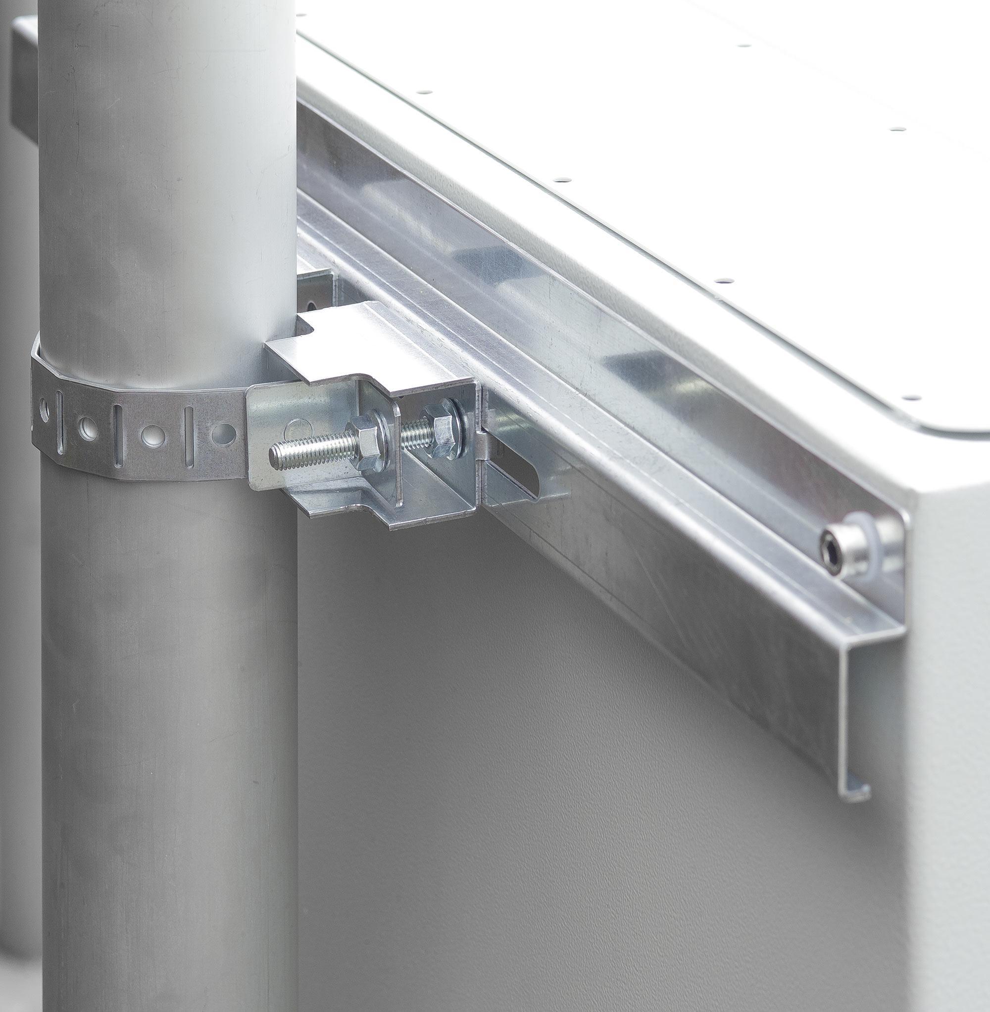 Techly Professional Sistema di fissaggio a palo per rack IP65 Techly Professional Sistema di fissaggio a palo per rack IP65