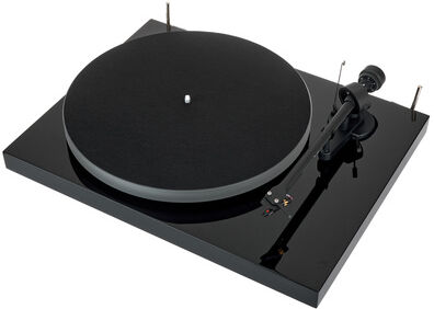 Pro-Ject Debut III DC Esprit black