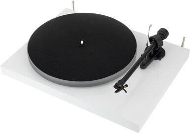 Pro-Ject Debut III DC Esprit white