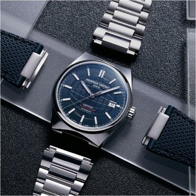 Frederique Constant Highlife FC-303BL3NH6B Highlife Chronometer Horloge Frederique Constant Highlife FC-303BL3NH6B Highlife Chronometer Horloge