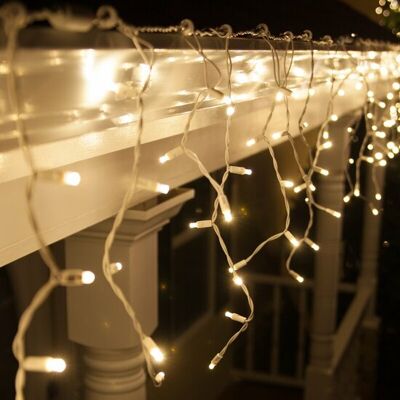 Groenovatie LED IJspegelverlichting, Kerst, 10 Meter, 400 Lampjes, IP44, Doorkoppelbaar, Warm Wit Groenovatie LED IJspegelverlichting, Kerst, 10 Meter, 400 Lampjes, IP44, Doorkoppelbaar, Warm Wit