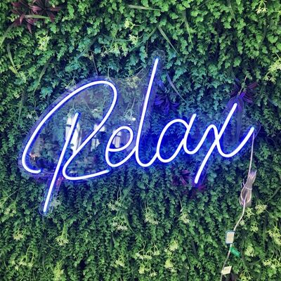 Groenovatie LED Neon Verlichting Bord "Relax", Incl. Adapter, 70x44cm, Blauw Groenovatie LED Neon Verlichting Bord "Relax", Incl. Adapter, 70x44cm, Blauw