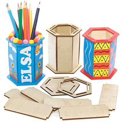Baker Ross FE522 Set zeshoekige houten potloodpotjes, set van 3, penhouder, schilder je eigen potloodhouder, houten handwerk voor kinderen Baker Ross FE522 Set zeshoekige houten potloodpotjes, set van 3, penhouder, schilder je eigen potloodhouder, houten handwerk voor kinderen