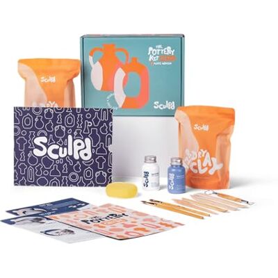 Sculpd Aardewerk starterset – complete luchtgedroogde kleiset voor 2 volwassenen: inclusief snijgereedschap, matte lak, penselen, gids, videotutorials en meer Sculpd Aardewerk starterset – complete luchtgedroogde kleiset voor 2 volwassenen: inclusief snijgereedschap, matte lak, penselen, gids, videotutorials en meer