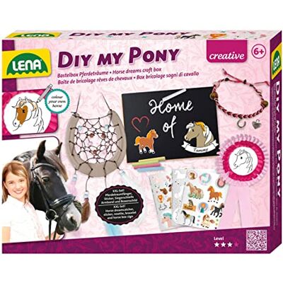 Lena 42705 XXL My Pony knutselset complete set voor hoefijzer, dromenvanger, paardenarmband, badge, bord met krijt en stickerset, creatieve set voor kinderen vanaf 6 jaar Lena 42705 XXL My Pony knutselset complete set voor hoefijzer, dromenvanger, paardenarmband, badge, bord met krijt en stickerset, creatieve set voor kinderen vanaf 6 jaar