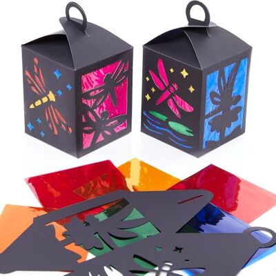 Baker Ross WA137 Glazen libel lantaarnkits 4 stuks, kleurrijke cellofaan knutselsets voor kinderen Baker Ross WA137 Glazen libel lantaarnkits 4 stuks, kleurrijke cellofaan knutselsets voor kinderen