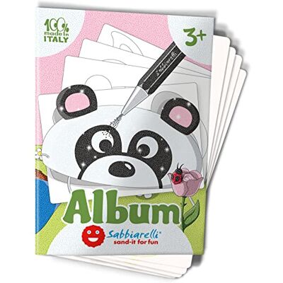 Sabbiarelli – Album Les Bandelires Zelfklevende vellen voor zandkunst Bevat 4 A5-kaarten voor het maken van 4 maskers met elastiek, 100% Made in Italy, 3-5 jaar, gekleurd zand niet inbegrepen Sabbiarelli – Album Les Bandelires Zelfklevende vellen voor zandkunst Bevat 4 A5-kaarten voor het maken van 4 maskers met elastiek, 100% Made in Italy, 3-5 jaar, gekleurd zand niet inbegrepen
