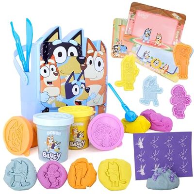 Toyland ® Bluey Bucket Activiteitenset / Knutselset / Poppen- en knutselset (deeg en hobby koffer) Toyland ® Bluey Bucket Activiteitenset / Knutselset / Poppen- en knutselset (deeg en hobby koffer)