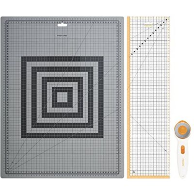 Fiskars Naaiset, roterende snijder Ø 45 mm, zelfherstellende A2 snijmat (45 x 60 cm/18 x 24 inch), patchwork-liniaal (15 x 60 cm), 3 stuks, 1066046 Fiskars Naaiset, roterende snijder Ø 45 mm, zelfherstellende A2 snijmat (45 x 60 cm/18 x 24 inch), patchwork-liniaal (15 x 60 cm), 3 stuks, 1066046