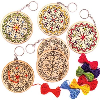 Baker Ross Mandala's sleutelhangersets met kruissteek (5 stuks) knutselen voor kinderen Baker Ross Mandala's sleutelhangersets met kruissteek (5 stuks) knutselen voor kinderen