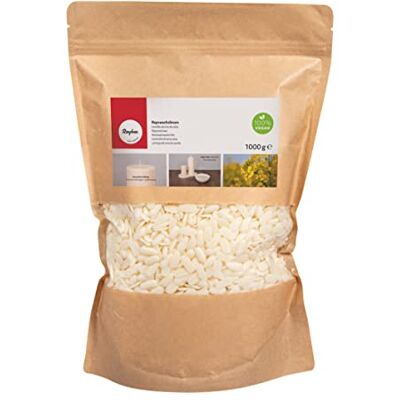 Rayher 31644000 Geharde koolzaadwaslenzen, 1000 g zak, van geharde wasgranulaat, praktische lensvorm, wasgranulaat voor het gieten van kaarsen, pastilles, wit Rayher 31644000 Geharde koolzaadwaslenzen, 1000 g zak, van geharde wasgranulaat, praktische lensvorm, wasgranulaat voor het gieten van kaarsen, pastilles, wit