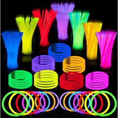 JOYIN 200 stuks 20,3 cm lichtstaafjes, Halloween-benodigdheden, armbanden, halskettingen, lichtgevende feestgeschenken, Pasen, Kerstmis, voetbalfeest JOYIN 200 stuks 20,3 cm lichtstaafjes, Halloween-benodigdheden, armbanden, halskettingen, lichtgevende feestgeschenken, Pasen, Kerstmis, voetbalfeest