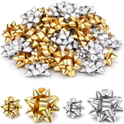 com-four ® 100 x cadeaustrikken in heldere kleuren zelfklevende decoratieve strikken in groot en klein met sneeuwvlokmotief voor Kerstmis en verjaardag (100 stuks vlokken goud + zilver) com-four ® 100 x cadeaustrikken in heldere kleuren zelfklevende decoratieve strikken in groot en klein met sneeuwvlokmotief voor Kerstmis en verjaardag (100 stuks vlokken goud + zilver)