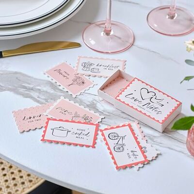 Ginger Ray 10 stuks Valentijnsdag liefdeschips met romantische gebaren en luciferdoosje Ginger Ray 10 stuks Valentijnsdag liefdeschips met romantische gebaren en luciferdoosje