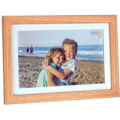TFA Dostmann 37.1002 Digitale fotolijst, 10 inch, met Frameo-app, MDF-hout, USB en micro SD, touchscreen, voor video's en foto's, actuele tijd, bruin TFA Dostmann 37.1002 Digitale fotolijst, 10 inch, met Frameo-app, MDF-hout, USB en micro SD, touchscreen, voor video's en foto's, actuele tijd, bruin