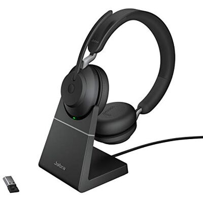 Jabra Evolve2 65 Draadloze PC Headset met oplaadstation UC Certified met Noise Cancelling en lange batterijduur USB-A Bluetooth Adapter Zwart Jabra Evolve2 65 Draadloze PC Headset met oplaadstation UC Certified met Noise Cancelling en lange batterijduur USB-A Bluetooth Adapter Zwart