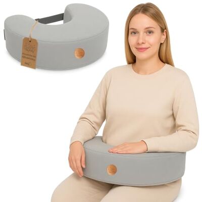 Totsy Baby Borstvoedingskussen van traagschuim, ergonomische ondersteuning voor baby en mama, ideaal voor borstvoeding en postnataal comfort Totsy Baby Borstvoedingskussen van traagschuim, ergonomische ondersteuning voor baby en mama, ideaal voor borstvoeding en postnataal comfort