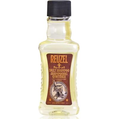 REUZEL Dagelijkse shampoo reinigt haar en hoofdhuid, 100 ml Reinigt zacht en compenseert de hoofdhuid. T4 tonische mix met toverhazelaar, brandnetel, rozemarijn en paardenpaard REUZEL Dagelijkse shampoo reinigt haar en hoofdhuid, 100 ml Reinigt zacht en compenseert de hoofdhuid. T4 tonische mix met toverhazelaar, brandnetel, rozemarijn en paardenpaard
