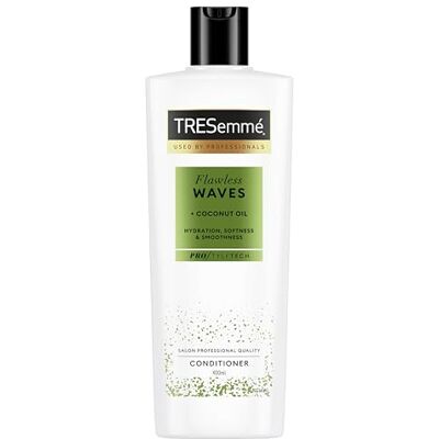 TRESemmé TRESEMMÉ Expert ontwarrende verzorging voor gevoelig of droog haar voor het ontwarren en verzachten met voedende textuur TRESemmé TRESEMMÉ Expert ontwarrende verzorging voor gevoelig of droog haar voor het ontwarren en verzachten met voedende textuur