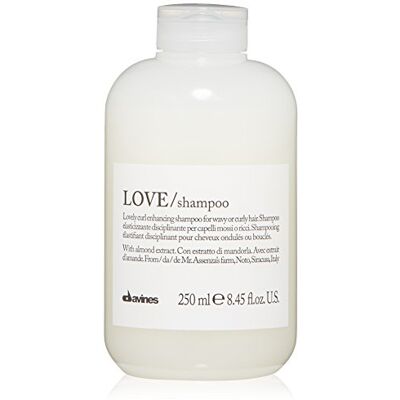 Davines Love Lovely Curl Shampoo voor golvend of krullend haar, 250 ml Davines Love Lovely Curl Shampoo voor golvend of krullend haar, 250 ml