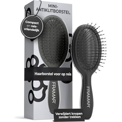 FRAMAR Mini Haarborstel Ontwarrer Mini Borstel voor Haar, Kleine Reisborstel voor Vrouwen, Reiskam Ontwarrende Borstel, Compact voor Reizen, Vermindert Haarbreuk, Voor Alle Haartypes Mat Zwart FRAMAR Mini Haarborstel Ontwarrer Mini Borstel voor Haar, Kleine Reisborstel voor Vrouwen, Reiskam Ontwarrende Borstel, Compact voor Reizen, Vermindert Haarbreuk, Voor Alle Haartypes Mat Zwart