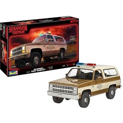 Revell 07724 1985 Chevrolet K5 Blazer: Stranger Things schaal 1:25 Ongebouwd/ongeverfd plastic modelbouwpakket Revell 07724 1985 Chevrolet K5 Blazer: Stranger Things schaal 1:25 Ongebouwd/ongeverfd plastic modelbouwpakket