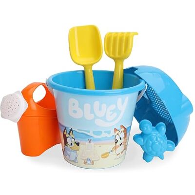 Toyland ® Bluey & Bingo Set van 6 emmers en schoppen met gieter – zand- en waterspel – strandspeelgoed – leeftijd 24 maanden + Toyland ® Bluey & Bingo Set van 6 emmers en schoppen met gieter – zand- en waterspel – strandspeelgoed – leeftijd 24 maanden +