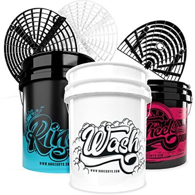 Nuke Guys Set van 3 emmers voor de 3-emmer wasmethode, emmer van 20 liter voor het inzepen van je voertuig + emmer van 20 liter om af te spoelen + emmer van 12 liter voor de wielen en velgen + 2 Grit Guard anti-vuil roosters Nuke Guys Set van 3 emmers voor de 3-emmer wasmethode, emmer van 20 liter voor het inzepen van je voertuig + emmer van 20 liter om af te spoelen + emmer van 12 liter voor de wielen en velgen + 2 Grit Guard anti-vuil roosters