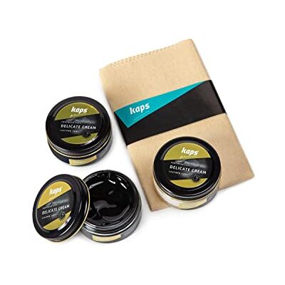 Kaps Professionele schoenpoetscrème voor laarzen en schoenen met katoenen doek. Set van 3 (marineblauw/transparant/zwart) 50 ml per stuk. Voor schoenen van natuurlijk en synthetisch leer 50 ml Kaps Professionele schoenpoetscrème voor laarzen en schoenen met katoenen doek. Set van 3 (marineblauw/transparant/zwart) 50 ml per stuk. Voor schoenen van natuurlijk en synthetisch leer 50 ml