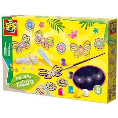 Creative 14039 Guirlande lumineuse – Inspirée par la nature – Kit créatif pour enfants à partir de 6 ans – Décorez 8 papillons et fleurs en bois avec 6 couleurs de peinture tendance Creative 14039 Guirlande lumineuse – Inspirée par la nature – Kit créatif pour enfants à partir de 6 ans – Décorez 8 papillons et fleurs en bois avec 6 couleurs de peinture tendance