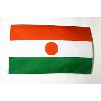 AZ FLAG Niger vlag 150 x 90 cm Nigeriaanse vlag 90 x 150 cm licht polyester AZ FLAG Niger vlag 150 x 90 cm Nigeriaanse vlag 90 x 150 cm licht polyester