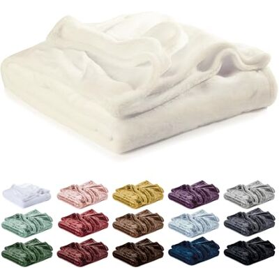 Lavea ® Fleecedeken van microvezel, 220 x 240 cm, crème Zachte en warme fleecedeken, grote bankdeken voor bed en bank, pluizig, ademend en onderhoudsvriendelijk Lavea ® Fleecedeken van microvezel, 220 x 240 cm, crème Zachte en warme fleecedeken, grote bankdeken voor bed en bank, pluizig, ademend en onderhoudsvriendelijk