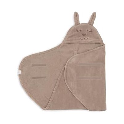 Jollein Baby Bunny Cloudy Rib Milky Coffee Wikkeldeken met capuchon en sluiting, knuffelig fleece, geschikt voor 3- en 5-punts gordels, babyzitje en kinderwagen Jollein Baby Bunny Cloudy Rib Milky Coffee Wikkeldeken met capuchon en sluiting, knuffelig fleece, geschikt voor 3- en 5-punts gordels, babyzitje en kinderwagen
