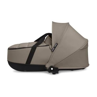 Stokke YOYO Newborn Shell, taupe tot 6 maanden of 9 kg inclusief: halfharde hoes, dubbele matras, voetenhoes, YOYO frame vereist (apart verkrijgbaar) Stokke YOYO Newborn Shell, taupe tot 6 maanden of 9 kg inclusief: halfharde hoes, dubbele matras, voetenhoes, YOYO frame vereist (apart verkrijgbaar)