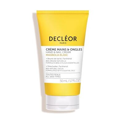 Decleor Decléor Hand & Nails Cream White Magnolia 50 ml – voedende handcrème die zeer droge handen beschermt, de huidbarrière versterkt, gladde nagels en helpt zichtbare tekenen van veroudering te voorkomen Decleor Decléor Hand & Nails Cream White Magnolia 50 ml – voedende handcrème die zeer droge handen beschermt, de huidbarrière versterkt, gladde nagels en helpt zichtbare tekenen van veroudering te voorkomen