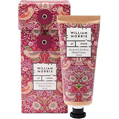 William Morris at Home Handcrème met patchoeli en rode bessen, verrijkt met sheaboter en etherische oliën, dierproefvrij en veganistisch, 100 ml William Morris at Home Handcrème met patchoeli en rode bessen, verrijkt met sheaboter en etherische oliën, dierproefvrij en veganistisch, 100 ml