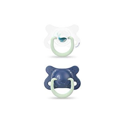 Suavinex Reversible Night&Day fopspeen -2/4 m blauwe walvis, 2 stuks Suavinex Reversible Night&Day fopspeen -2/4 m blauwe walvis, 2 stuks