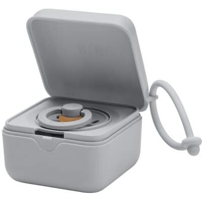 Bibs Fopspeenbox, sterilisatoretui, schoon en praktisch op reis, cloud Bevat tot 3 fopspenen, sterilisatiedoos, BPA-vrij voedselmateriaal, eenvoudige toegang Bibs Fopspeenbox, sterilisatoretui, schoon en praktisch op reis, cloud Bevat tot 3 fopspenen, sterilisatiedoos, BPA-vrij voedselmateriaal, eenvoudige toegang